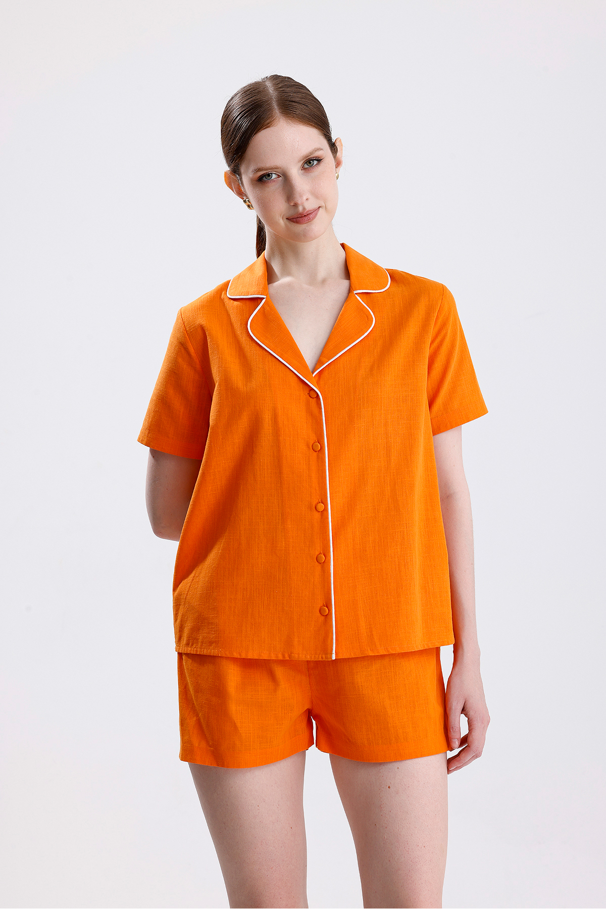 Kadın Kısa Kol Önden Düğmeli Şortlu Kiremit Pijama Takımı