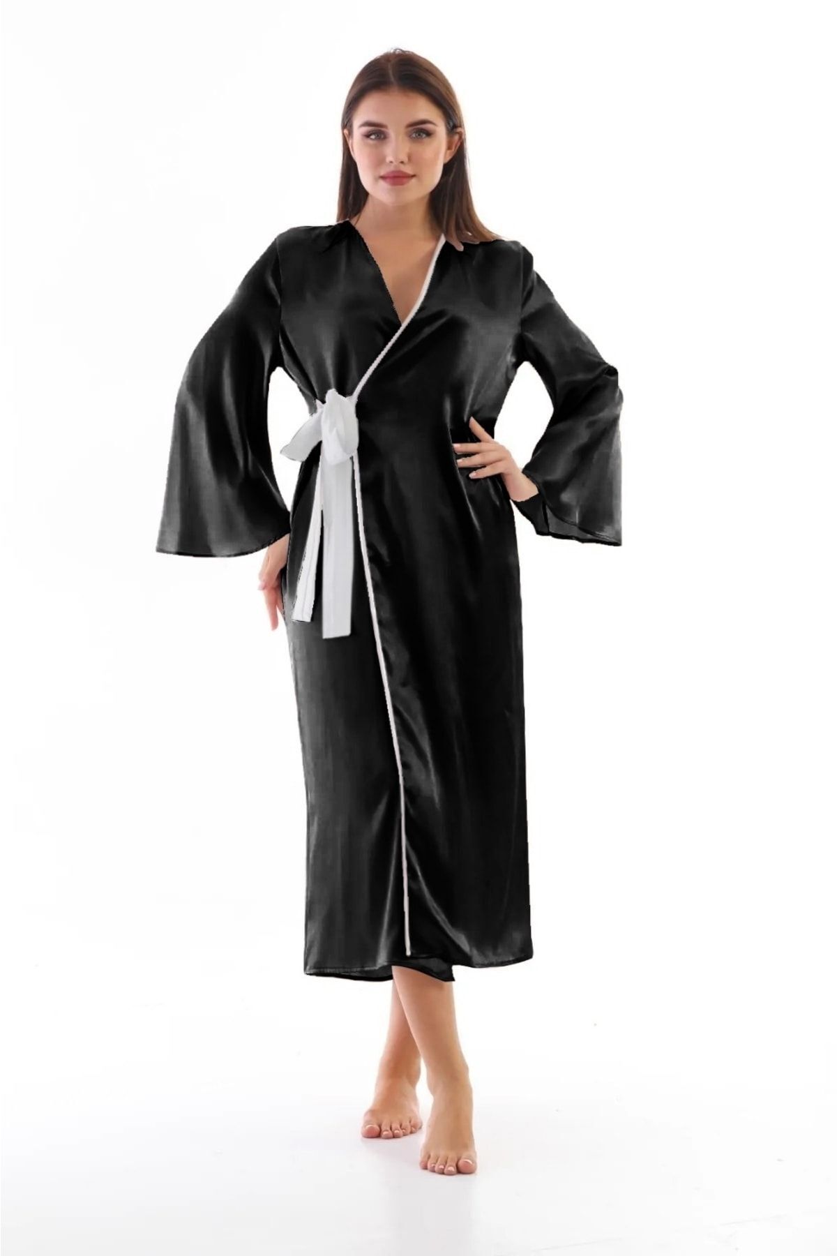 Kadın Siyah Saten Dokuma Sabahlık Beyaz Kuşaklı Şık Ve Zarif Ev Giyim