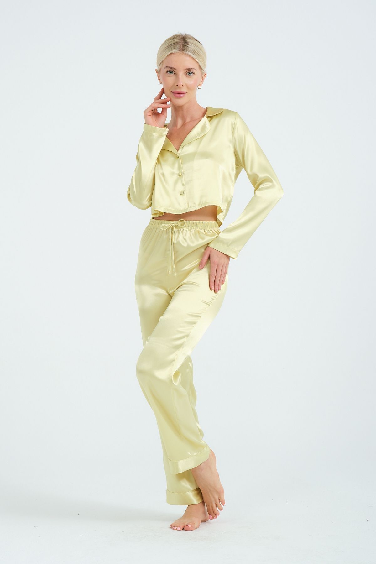 Kadın Yeşil Crop Saten Pijama Takımı Gömlek Yaka, Düğmeli, Şık Ev Giyim